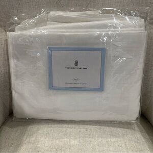 NEW Frette for The Ritz Carlton White Tuxedo Stripe Queen Flat Sheet Luxury 400